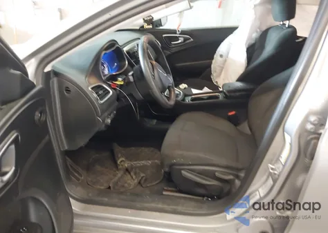 2015 Chrysler 200 Limited z USA, uszkodzony, nr VIN 1C3CCCAB3FN707549